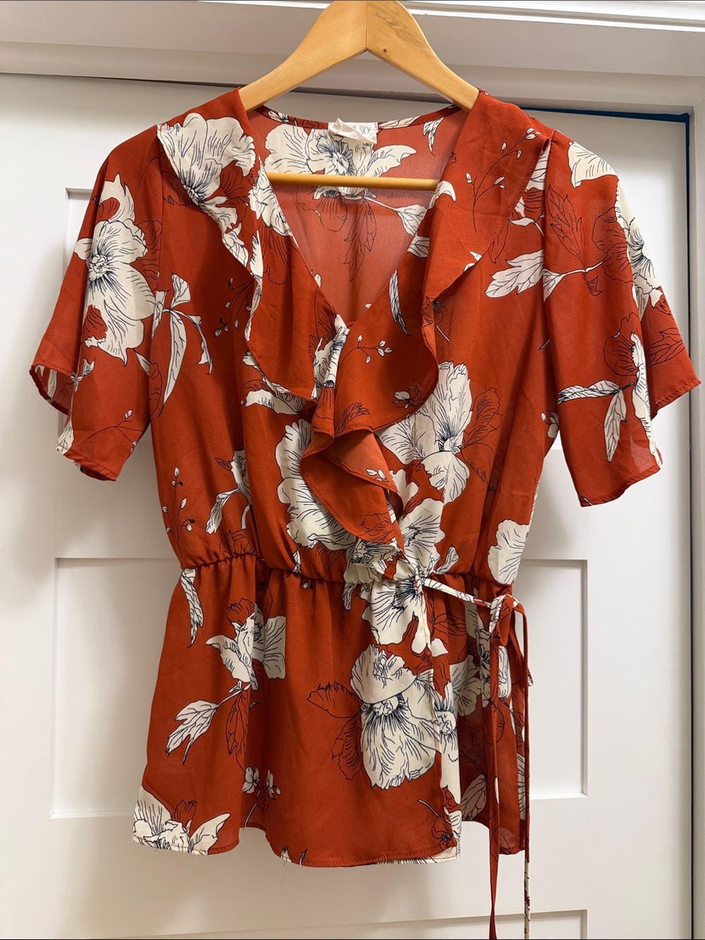 Rust Floral Ruffle Wrap Blouse - Women's Top size small